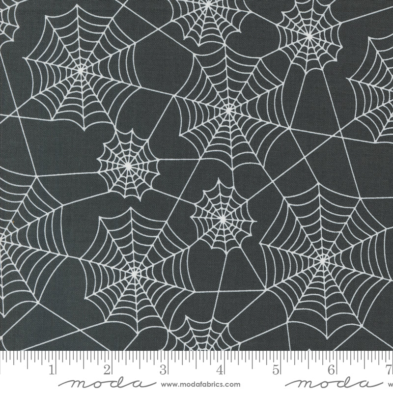 Hey Boo | Spider Webs Midnight