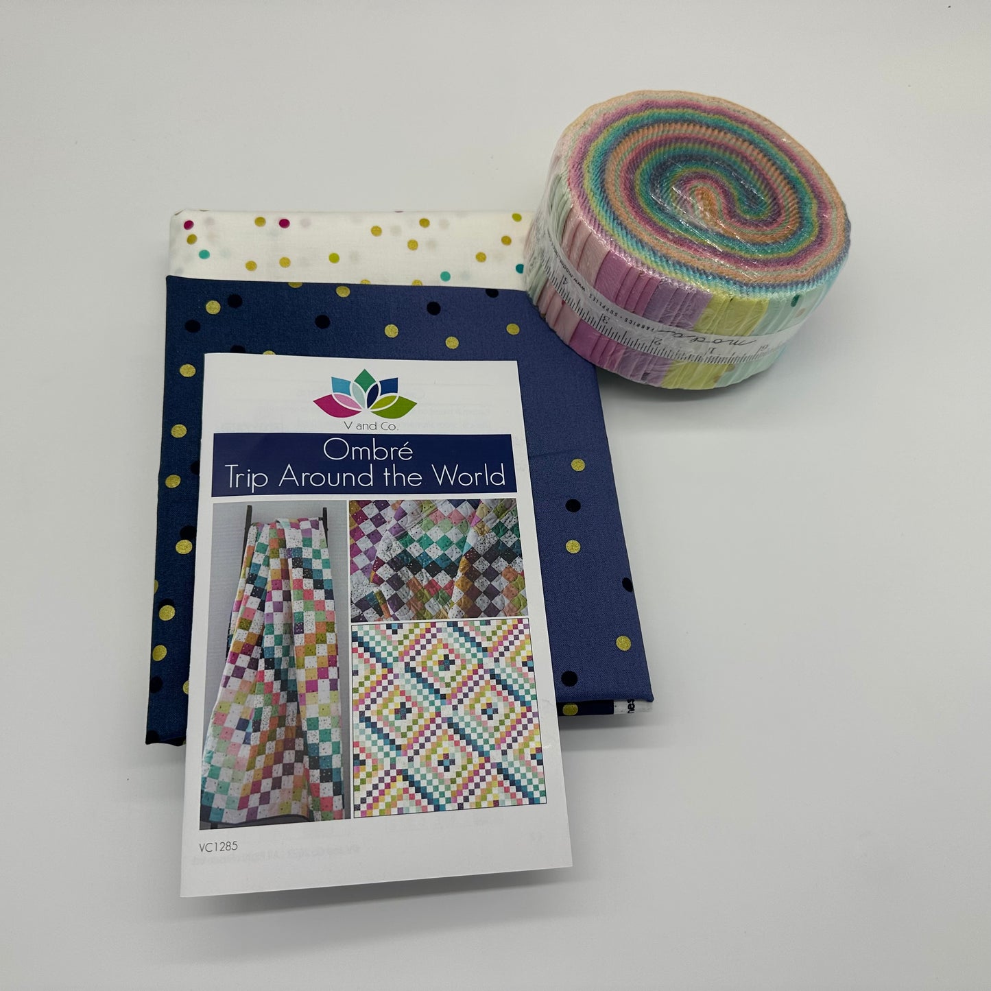Ombre Trip Around the World Quilt Kit Featuring Best of Ombre Confetti Metallic by V and Co.
