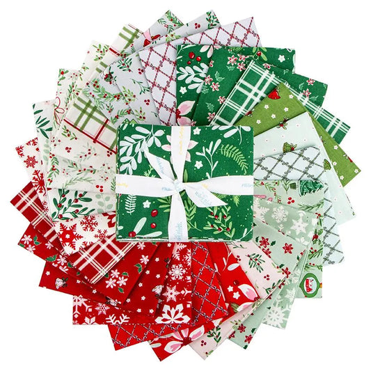 Mistletoe and Holly | Fat Quarter Bundle